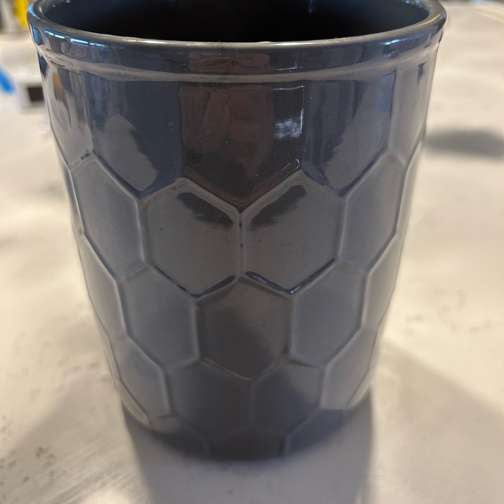 Creative Co-op Gray Modern Design Crock / Pottery 6.5 x 4.5